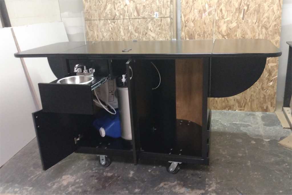 4 foot mspec espresso cart with slide out sink, operators view
